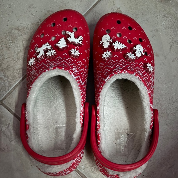 Holiday lined charm clog - Picture 2 of 3